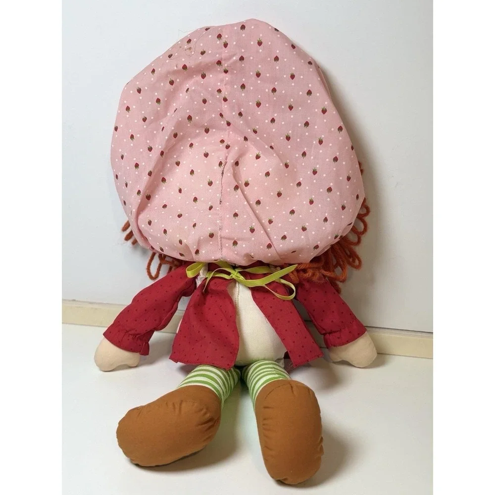 Kenner Strawberry Shortcake 18in Cloth Rag Doll Soft Body Yarn Hair 1980